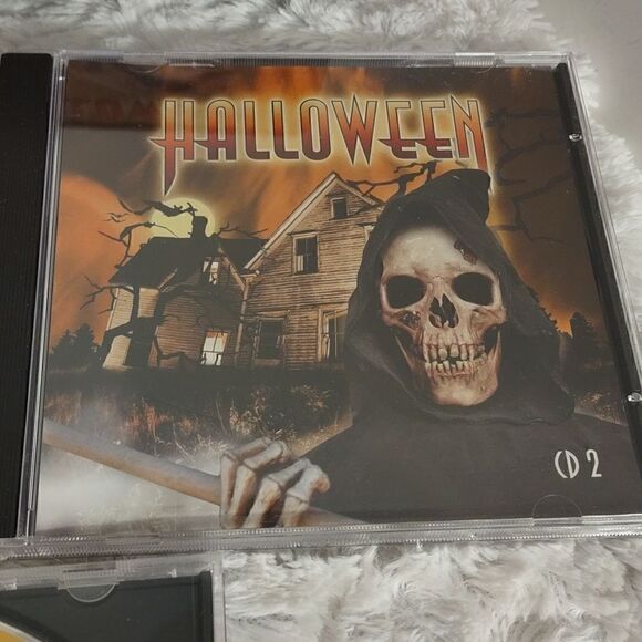 Halloween Collectors Edition 2CDs & 1 DVD - Picture 6 of 11